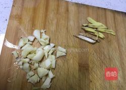 青椒炒油豆腐丝的做法图解3