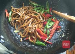 青椒炒油豆腐丝的做法图解5
