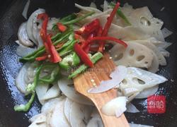 辣椒炒藕片的做法图解6