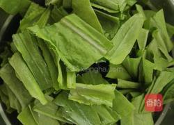 蒜末油麦菜的做法图解1