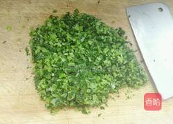 牛肉芹菜饺子的做法图解5