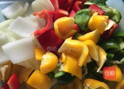 五彩缤纷牛肉丸的做法图解2