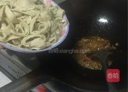 香辣面筋的做法图解4