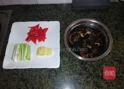 冬菇炒扇鸡的做法图解2