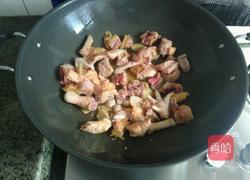 冬菇炒扇鸡的做法图解5