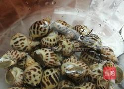 酱爆藕块花螺的做法图解1