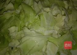 手撕平包菜的做法图解1