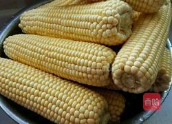 鲜玉米饽饽的做法图解1