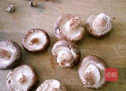 炸香菇的做法图解1