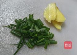 荷包蛋煮黄骨鱼的做法图解3