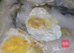荷包蛋煮黄骨鱼的做法图解8