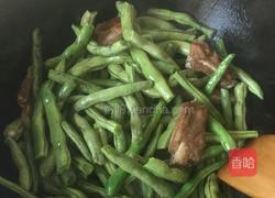 豆角炖排骨的做法图解10
