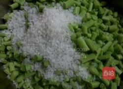 自制家常酸豆角的做法图解10