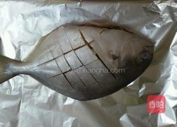 香菜武昌鱼的做法图解1