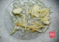 香菇炖鸡的做法图解4