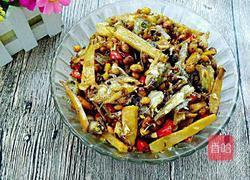 黄豆酸笋炒鱼干的做法图解10