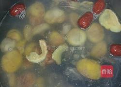 板栗乌鸡汤的做法图解11