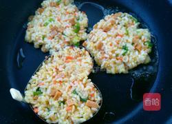 米饭蛋煎饼的做法图解7