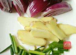 酸笋牛肚干锅的做法图解1