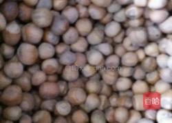 速烤榛子的做法图解1