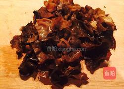 云耳香菇蒸鸡翅的做法图解6