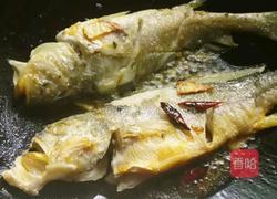 雪菜黄鱼汤的做法图解11