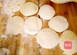 葱花大油饼(烫面)的做法图解2