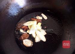 五花肉炖粉条蘑菇的做法图解4