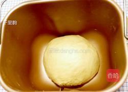 蓝莓酱面包卷的做法图解2