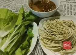 青菜大排面的做法图解1