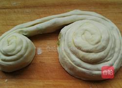 静~美味葱花饼的做法图解4