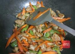 酸菜肥肠的做法图解3