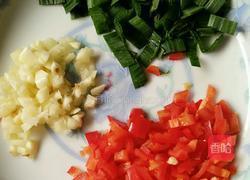 蒜蓉苦瓜的做法图解1