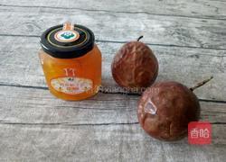 鸡蛋果蜂蜜柚子茶的做法图解1