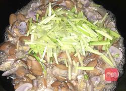 蒜苗炒花甲螺的做法图解6