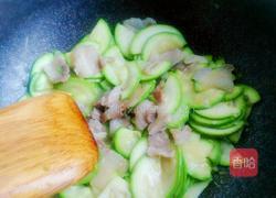 西葫芦炒肉的做法图解8