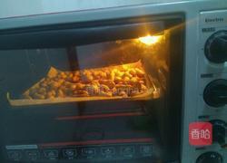 盐烤花生的做法图解3