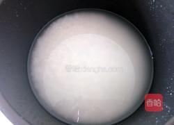 香菇鸡肉焖饭的做法图解7