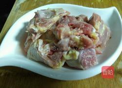 补中益气土鸡汤的做法图解1