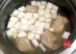白萝卜猪骨汤的做法图解6
