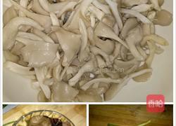 蒜苗炒菌菇的做法图解1