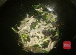 蒜苗炒菌菇的做法图解11