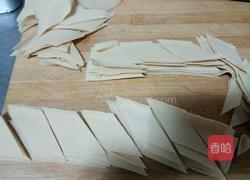 肉片尖椒豆皮的做法图解1