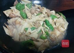 肉片尖椒豆皮的做法图解15