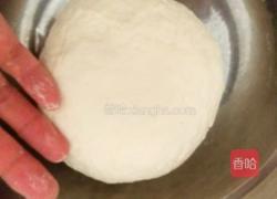 韭菜大肉饺子的做法图解1