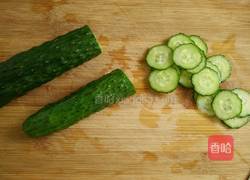 银耳脆黄瓜的做法图解2