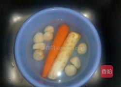 山药马蹄红萝卜大骨汤的做法图解1