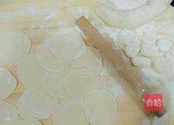 东北牛肉芹菜饺子的做法图解5