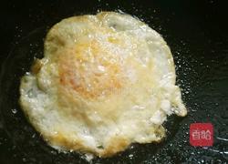 煎溏心荷包蛋的做法图解5