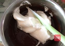 8寸巧克力戚风蛋糕的做法图解7